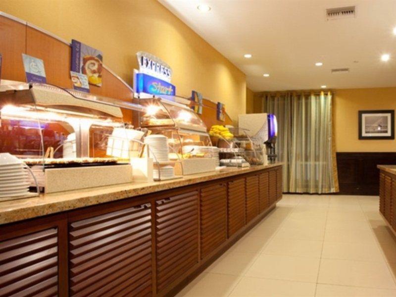 Holiday Inn Express Jacksonville Beach By Ihg Luaran gambar