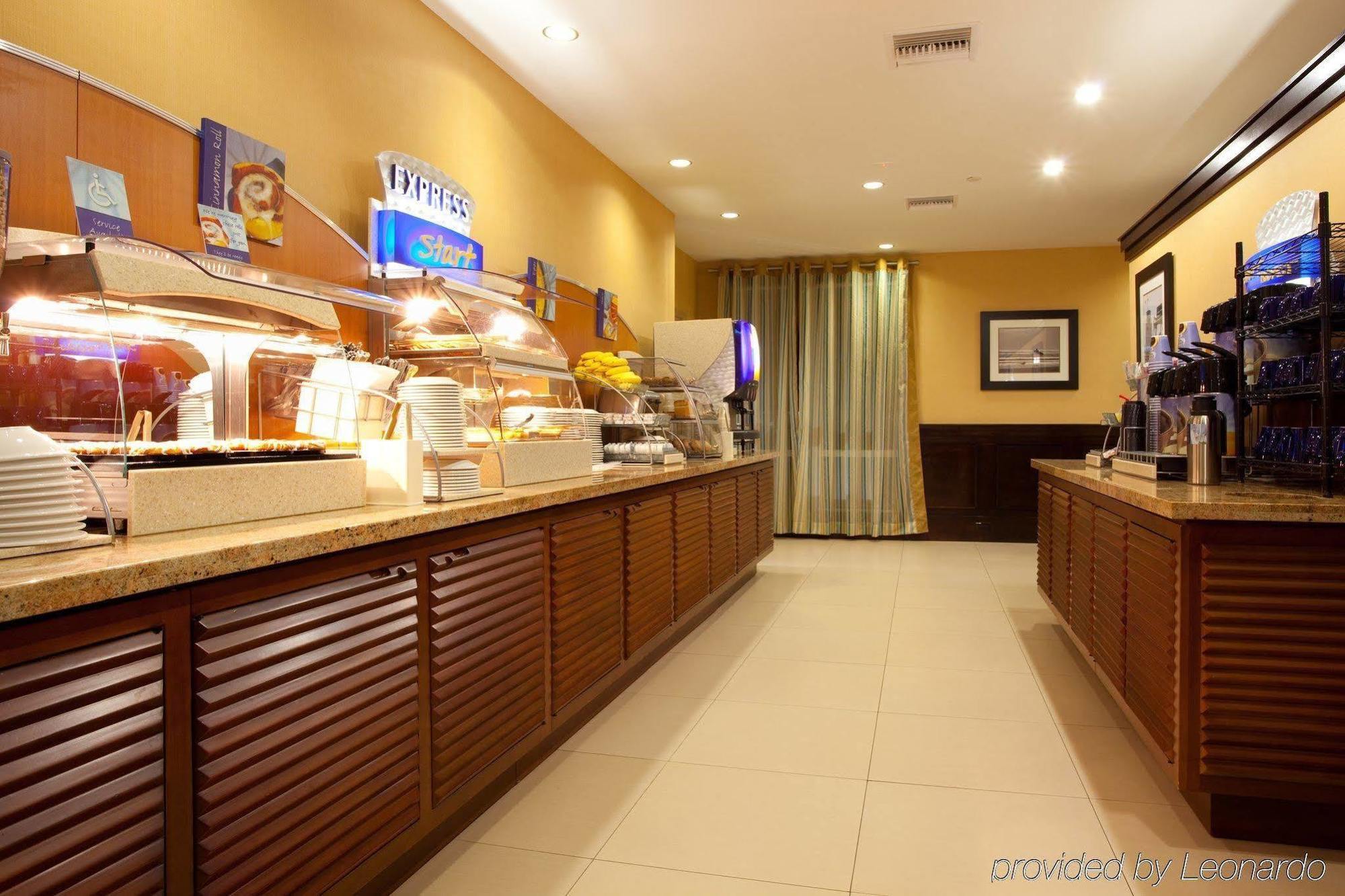 Holiday Inn Express Jacksonville Beach By Ihg Luaran gambar